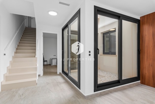 Tweedehands - Villa -
San Miguel de Salinas - Inland