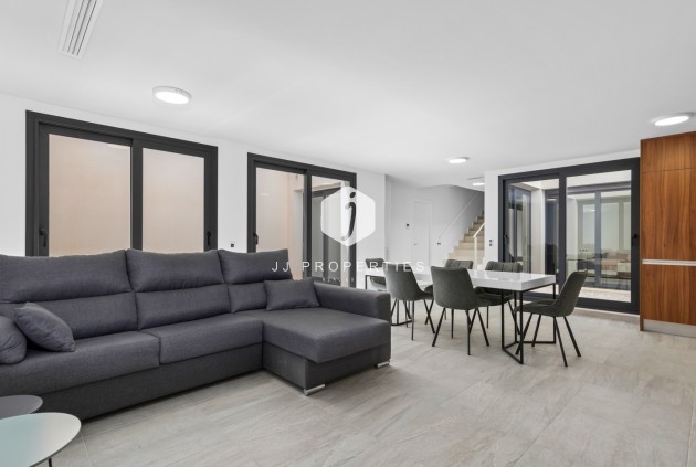 Tweedehands - Villa -
San Miguel de Salinas - Inland