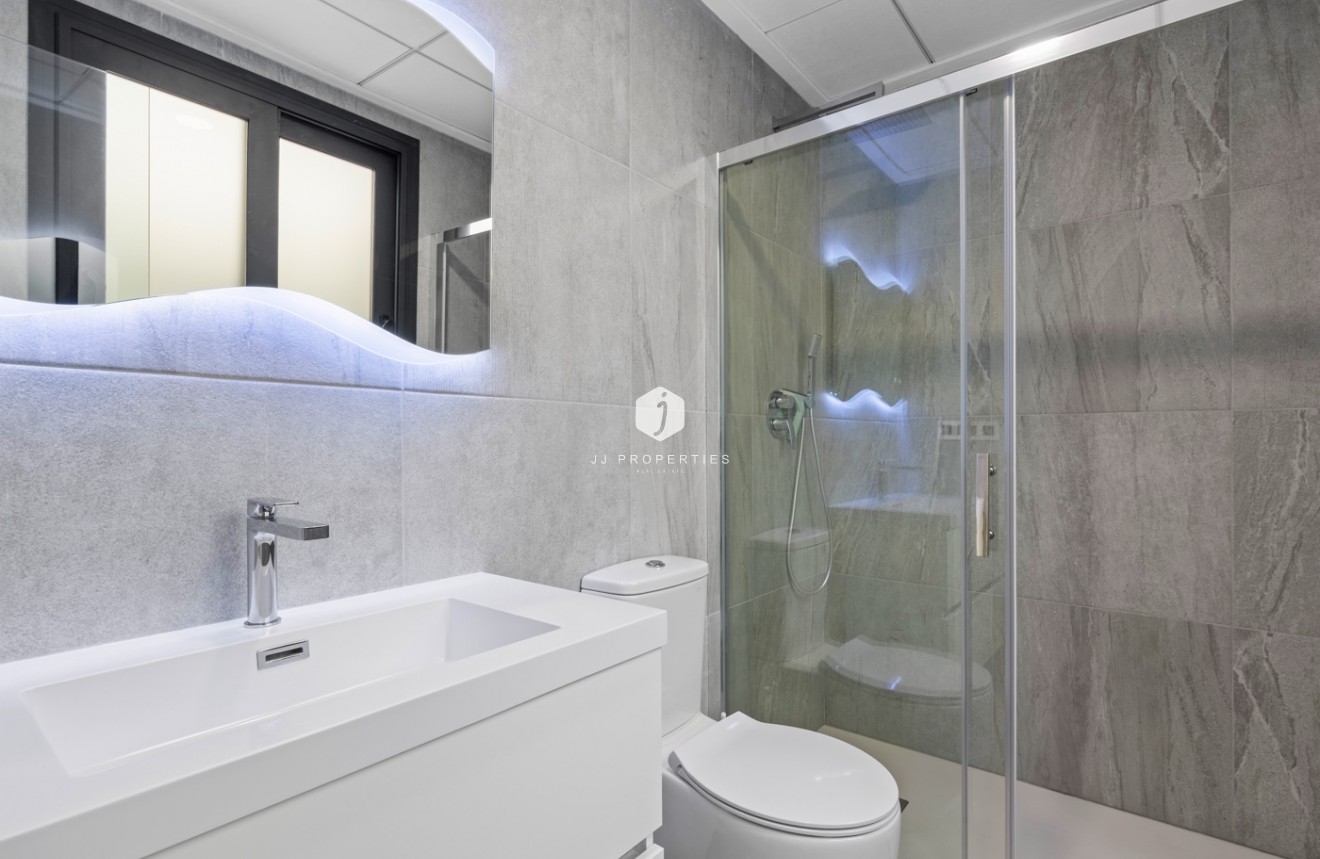 Tweedehands - Villa -
San Miguel de Salinas - Inland