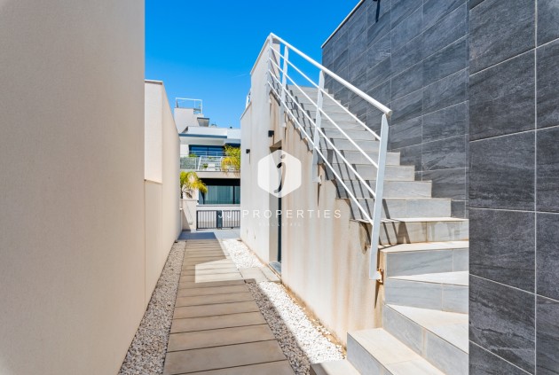 Tweedehands - Villa -
San Miguel de Salinas - Inland