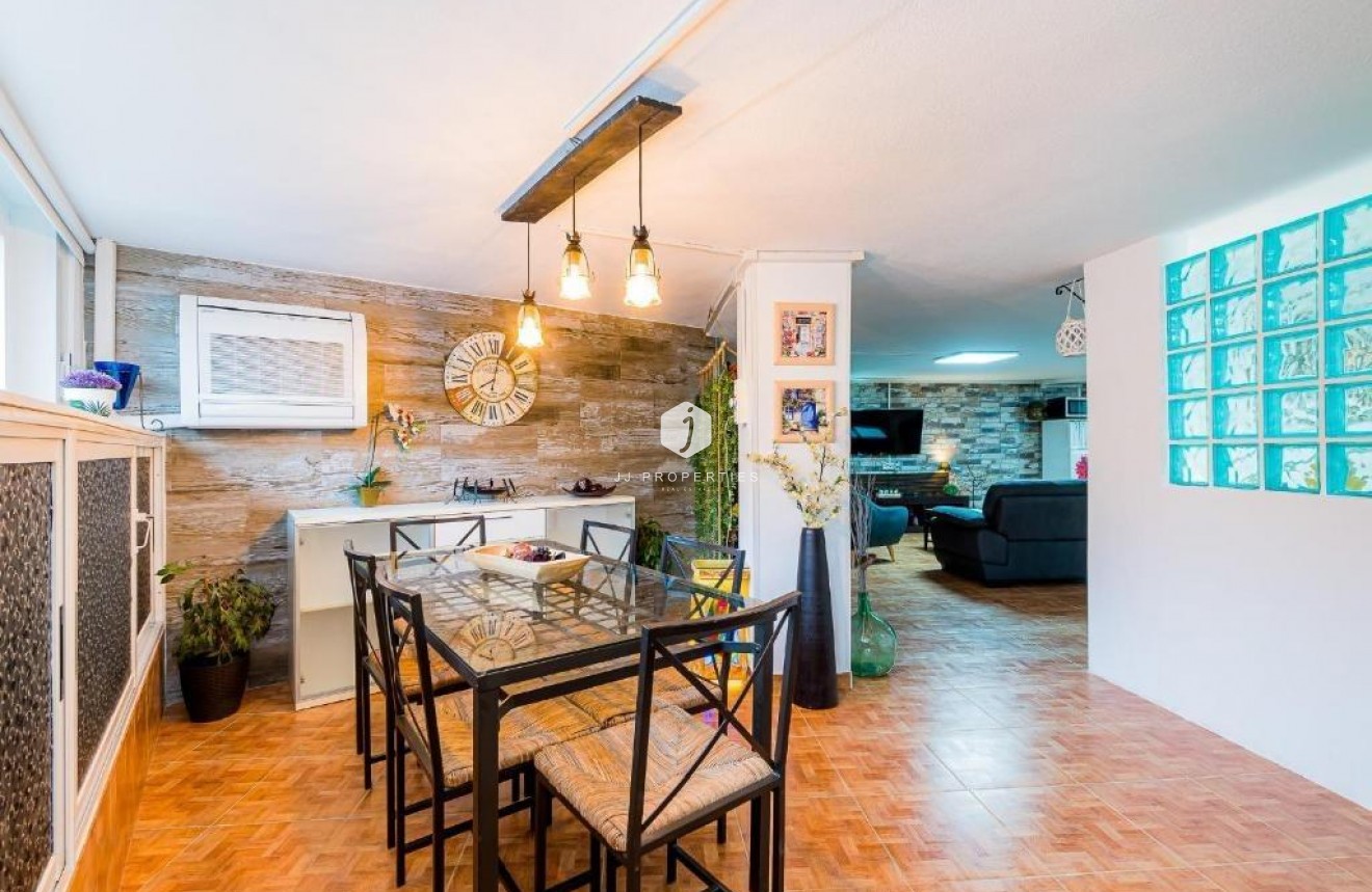 Tweedehands - duplex -
Torrevieja - Acequion