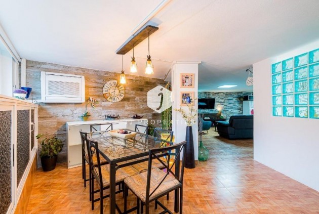 Tweedehands - duplex -
Torrevieja - Acequion