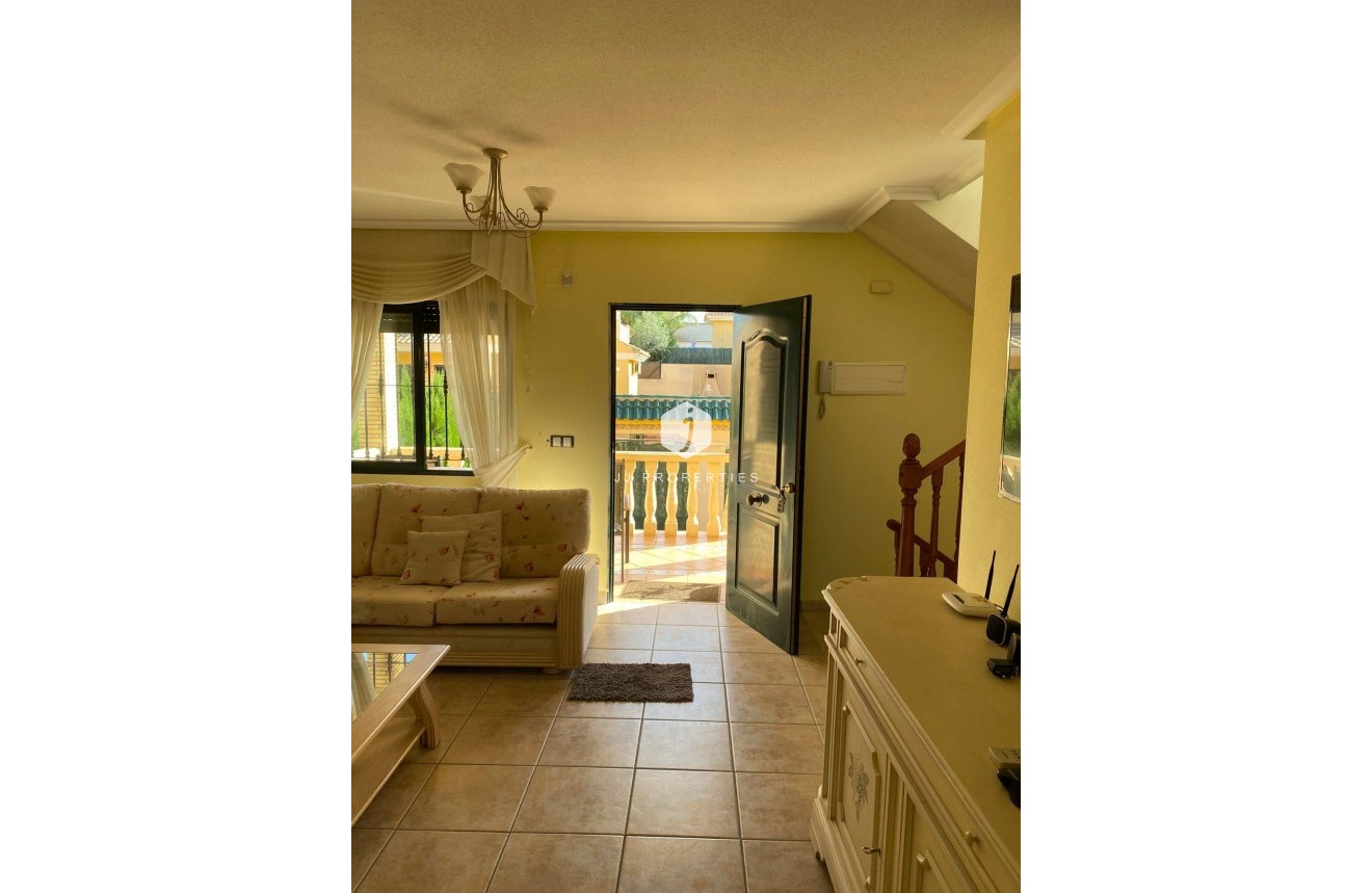 Tweedehands - Villa -
Orihuela Costa - Villamartín-las Filipinas