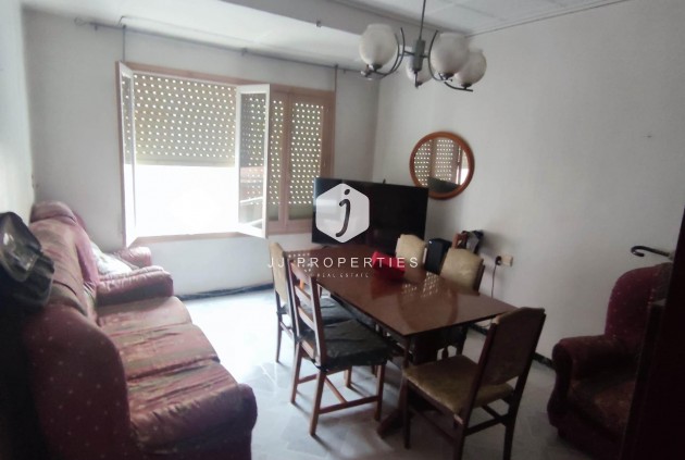 Aus zweiter Hand - Wohnung -
Cox - Comunidad Valenciana