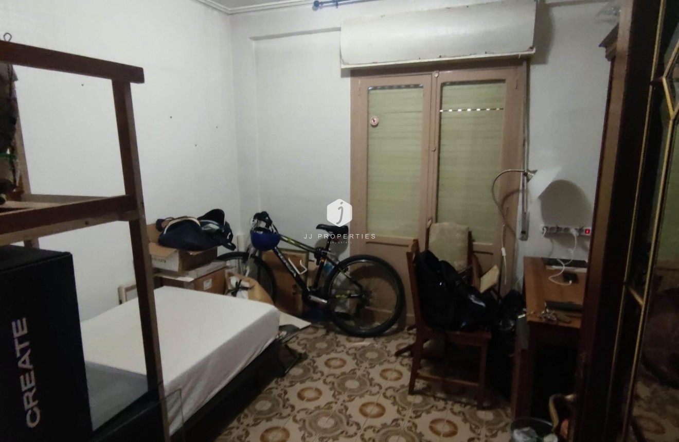 Aus zweiter Hand - Wohnung -
Cox - Comunidad Valenciana