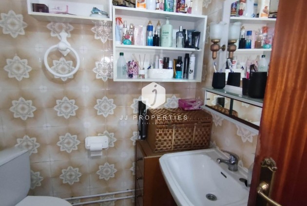 Aus zweiter Hand - Wohnung -
Cox - Comunidad Valenciana