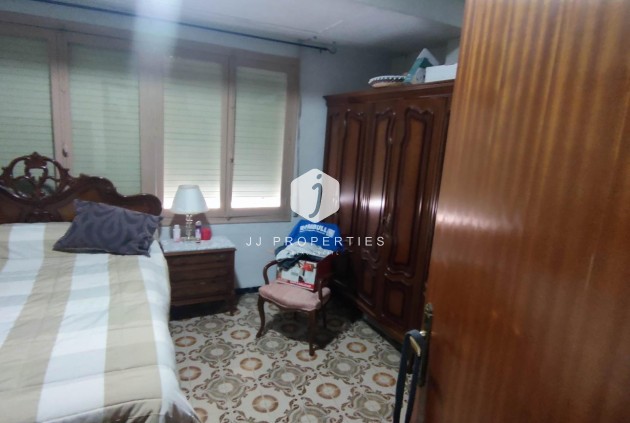 Aus zweiter Hand - Wohnung -
Cox - Comunidad Valenciana