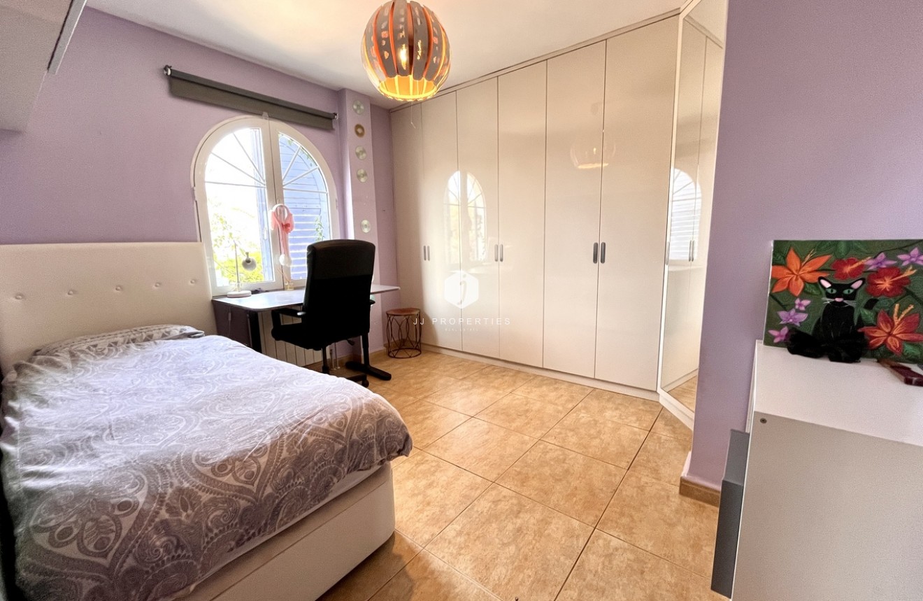 Tweedehands - Villa -
La Zenia - Costa Blanca