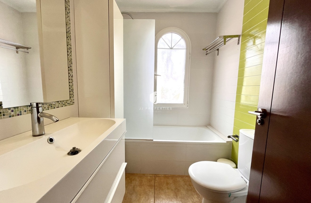 Tweedehands - Villa -
La Zenia - Costa Blanca