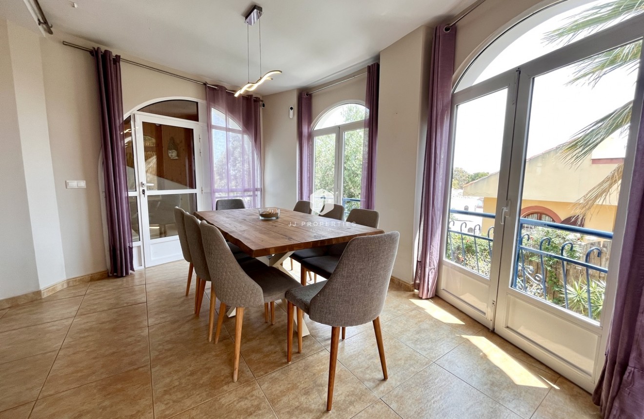 Tweedehands - Villa -
La Zenia - Costa Blanca