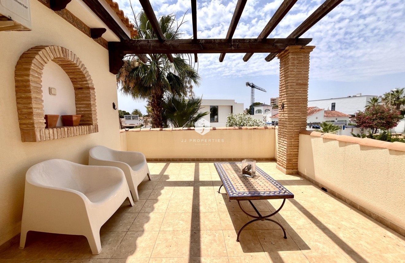 Tweedehands - Villa -
La Zenia - Costa Blanca