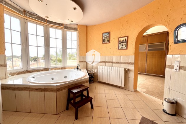 Tweedehands - Villa -
La Zenia - Costa Blanca