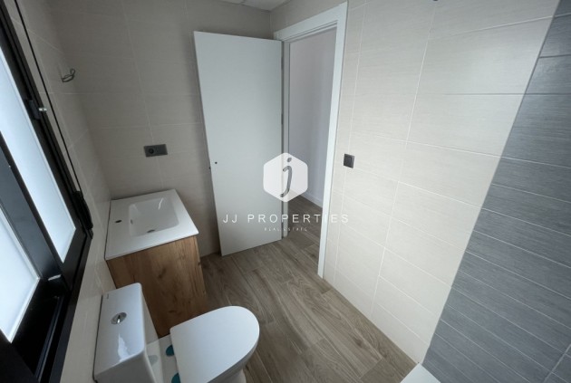 Tweedehands - Appartement / flat -
Algorfa - Inland