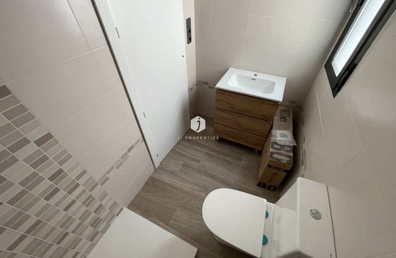 Tweedehands - Appartement / flat -
Algorfa - Inland