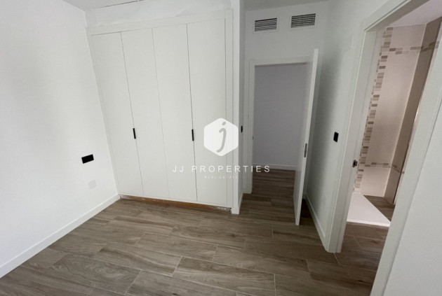 Tweedehands - Appartement / flat -
Algorfa - Inland