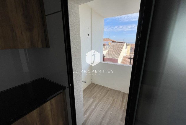 Tweedehands - Appartement / flat -
Algorfa - Inland