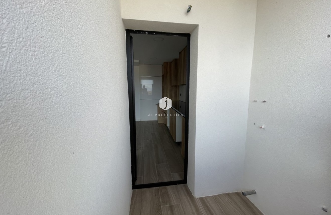 Tweedehands - Appartement / flat -
Algorfa - Inland