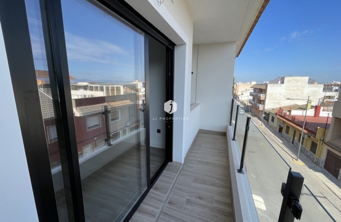 Tweedehands - Appartement / flat -
Algorfa - Inland