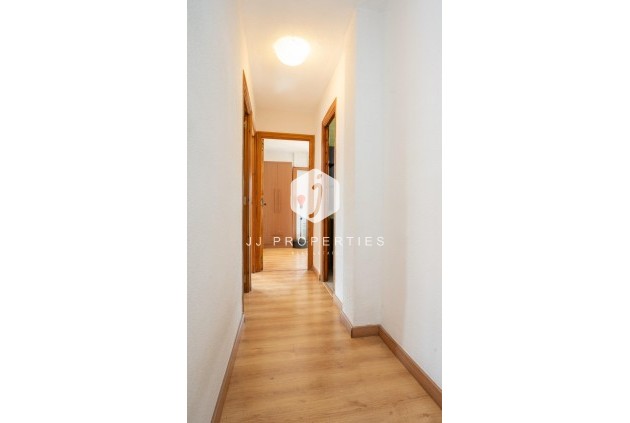 Tweedehands - Appartement / flat -
Torrevieja - El Acequión - Los Náufragos