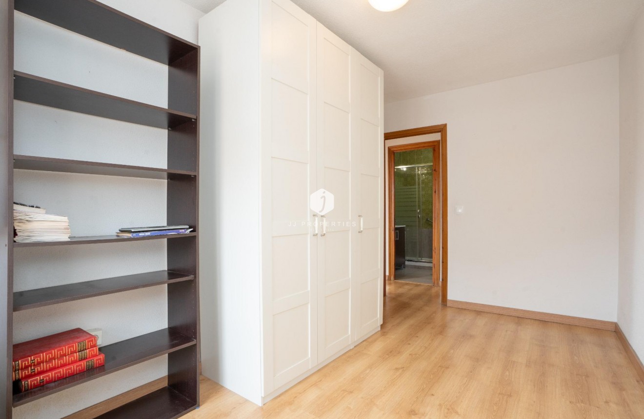 Tweedehands - Appartement / flat -
Torrevieja - El Acequión - Los Náufragos