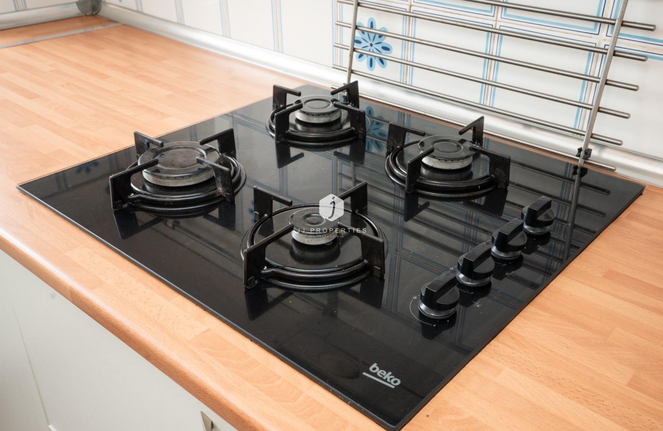 Tweedehands - Appartement / flat -
Torrevieja - El Acequión - Los Náufragos