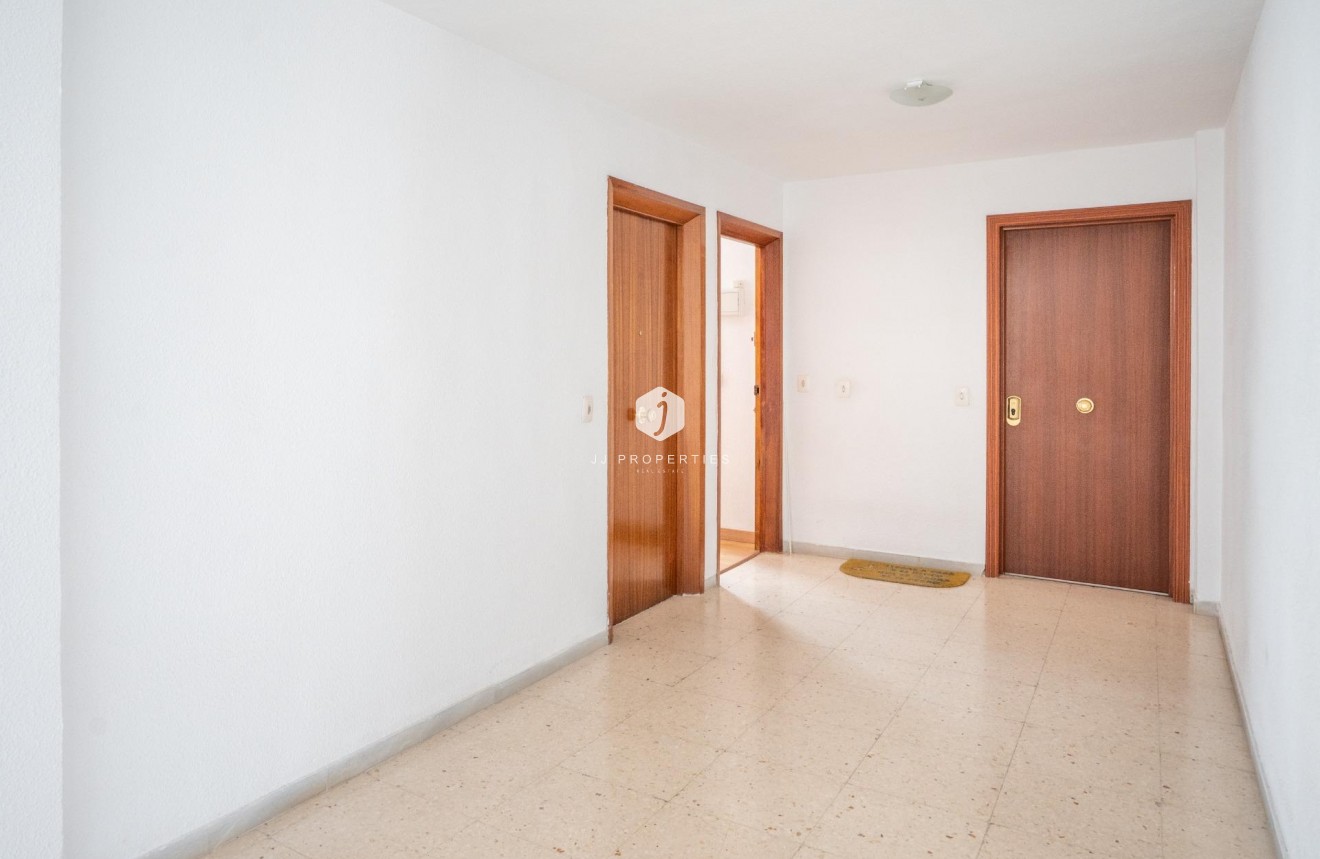 Tweedehands - Appartement / flat -
Torrevieja - El Acequión - Los Náufragos