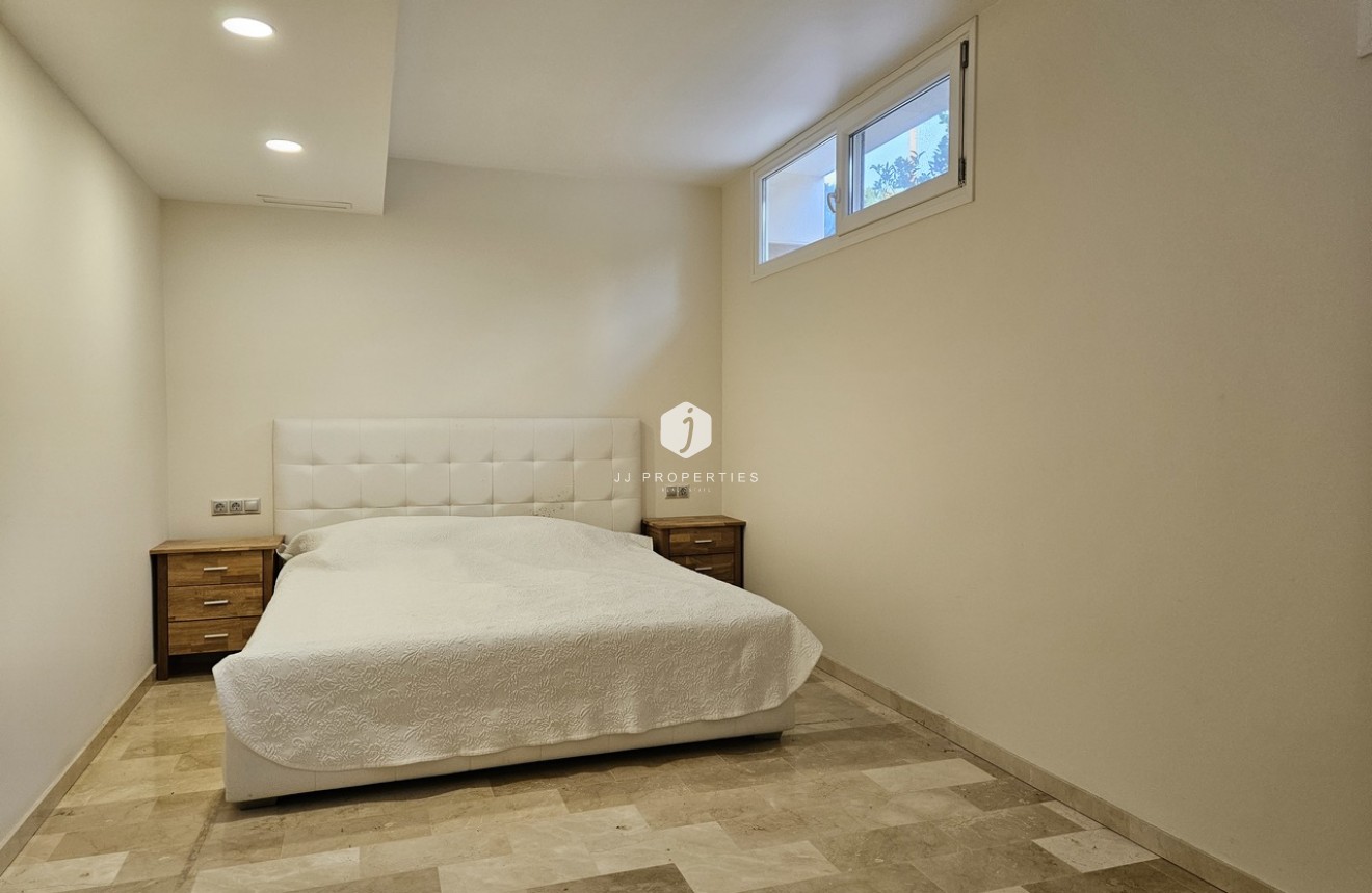 Tweedehands - Villa -
La Zenia - Costa Blanca