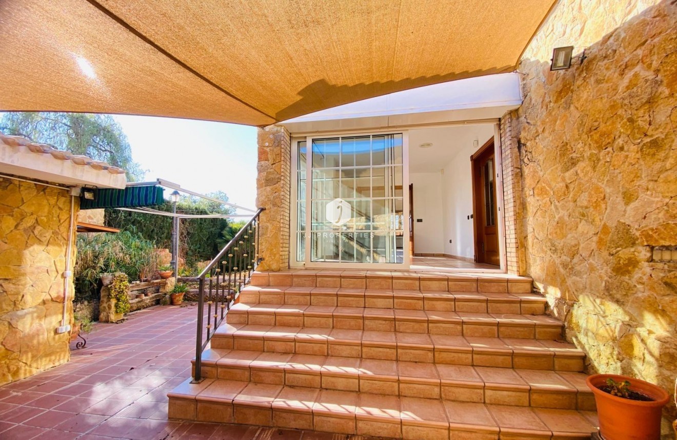 Tweedehands - Villa -
Orihuela Costa - La Florida