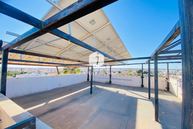 Tweedehands - Villa -
Orihuela Costa - La Florida