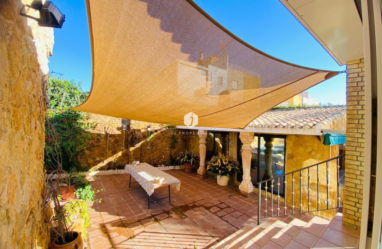 Tweedehands - Villa -
Orihuela Costa - La Florida