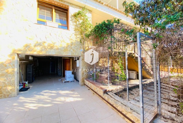 Tweedehands - Villa -
Orihuela Costa - La Florida