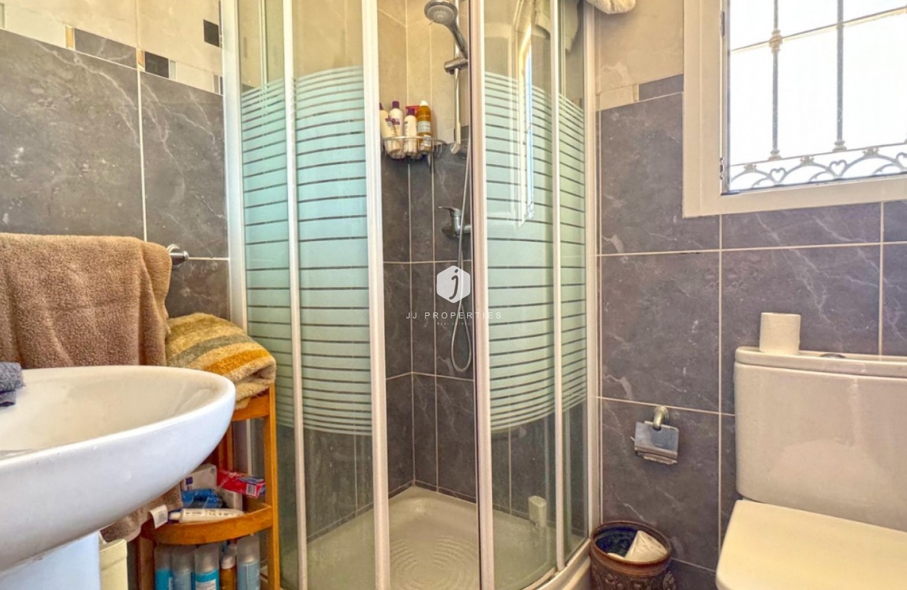 Tweedehands - Villa -
Torrevieja - Costa Blanca