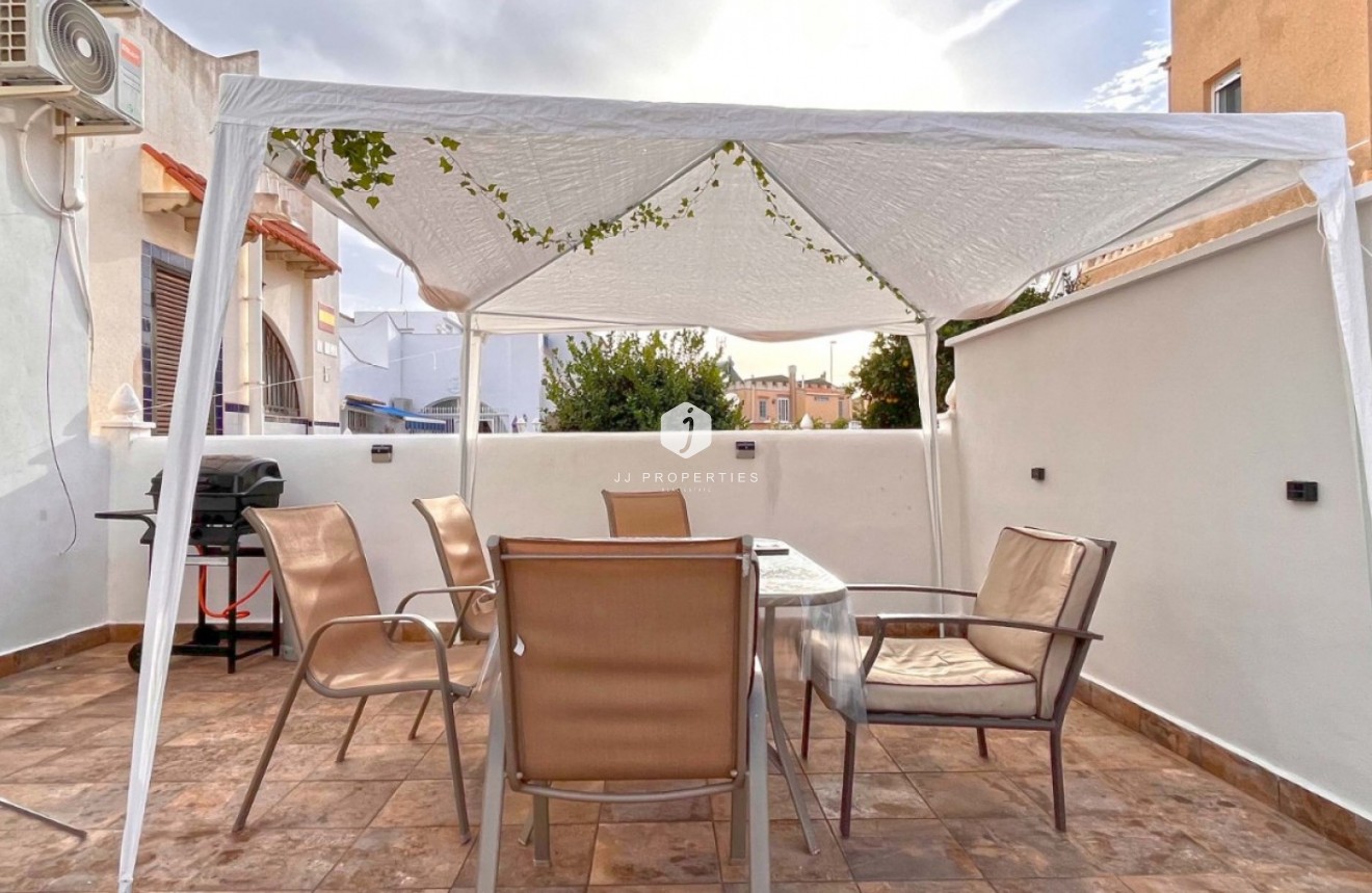 Tweedehands - Bungalow -
Orihuela Costa - Costa Blanca