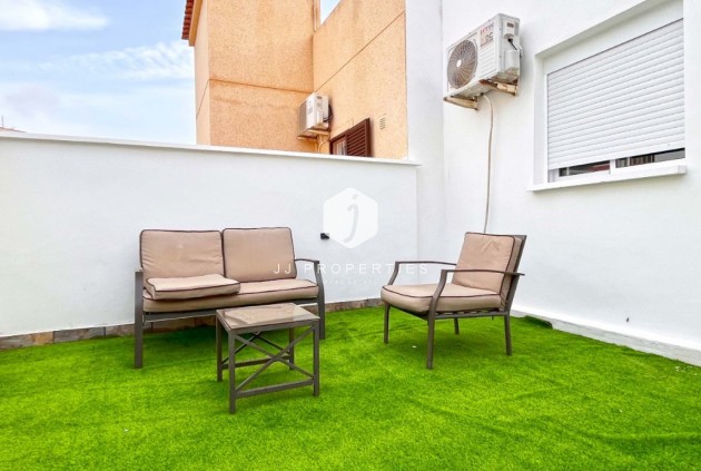 Tweedehands - Bungalow -
Orihuela Costa - Costa Blanca