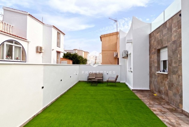 Tweedehands - Bungalow -
Orihuela Costa - Costa Blanca