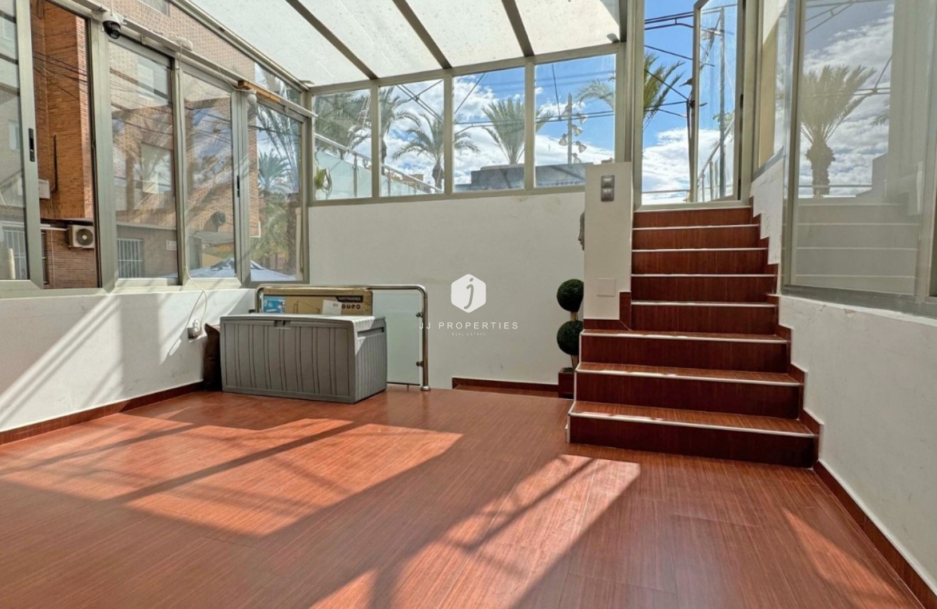 Tweedehands - Appartement / flat -
Torrevieja - Costa Blanca