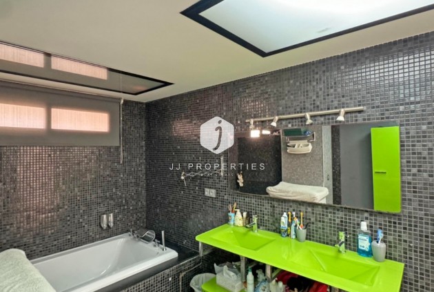 Tweedehands - Appartement / flat -
Torrevieja - Costa Blanca