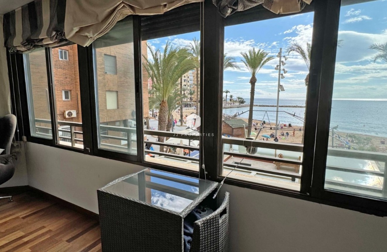 Tweedehands - Appartement / flat -
Torrevieja - Costa Blanca