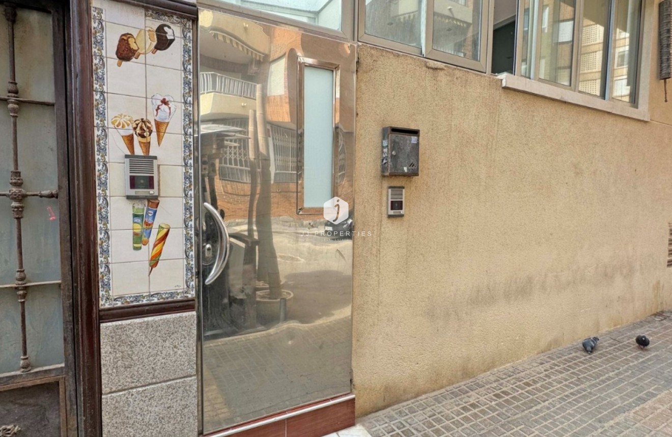 Tweedehands - Appartement / flat -
Torrevieja - Costa Blanca