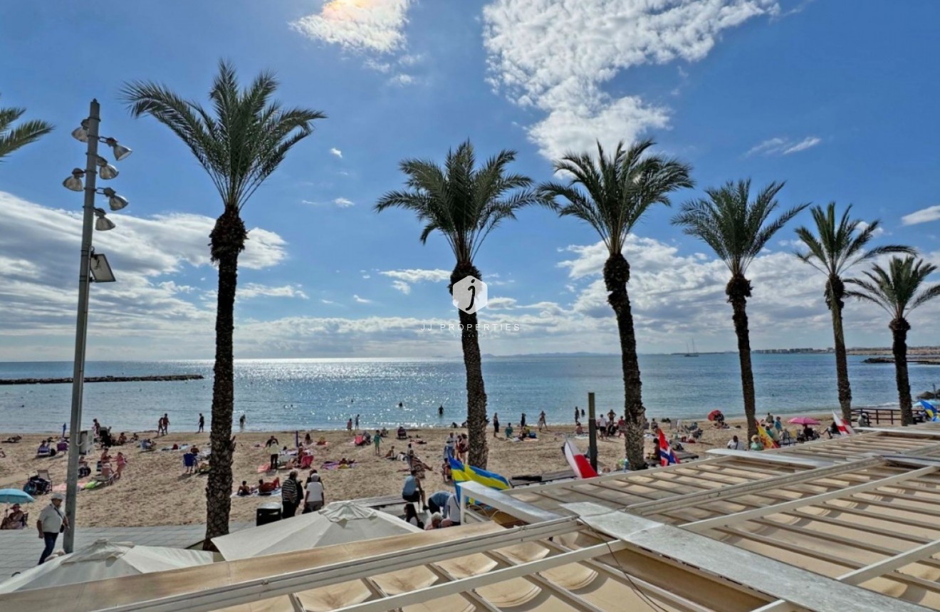 Tweedehands - Appartement / flat -
Torrevieja - Costa Blanca