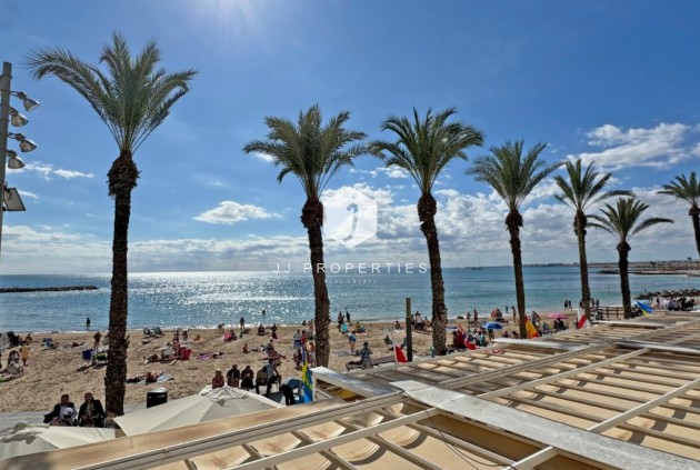 Tweedehands - Appartement / flat -
Torrevieja - Costa Blanca