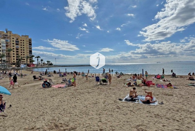 Tweedehands - Appartement / flat -
Torrevieja - Costa Blanca