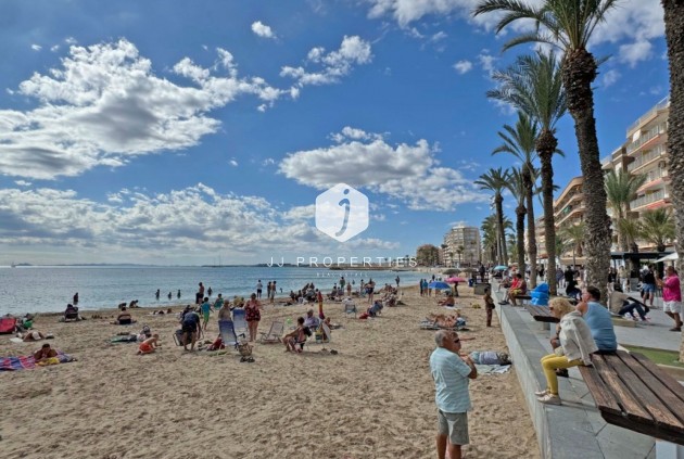 Tweedehands - Appartement / flat -
Torrevieja - Costa Blanca
