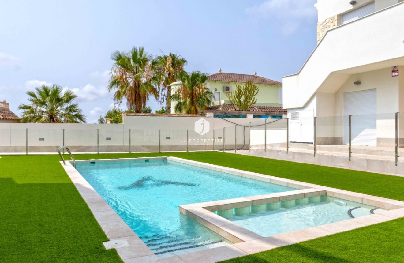 Tweedehands - Appartement / flat -
Orihuela Costa - Costa Blanca