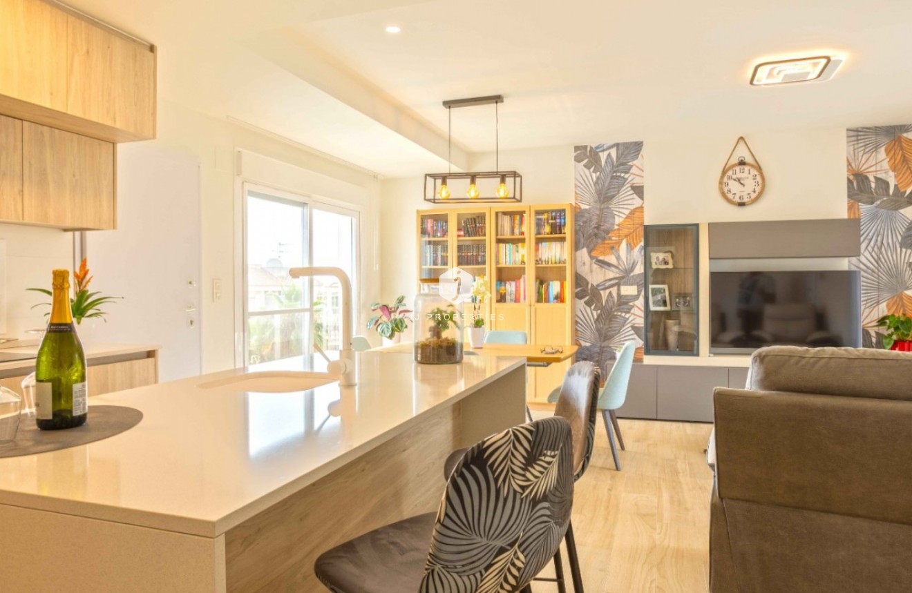 Tweedehands - Appartement / flat -
Orihuela Costa - Costa Blanca