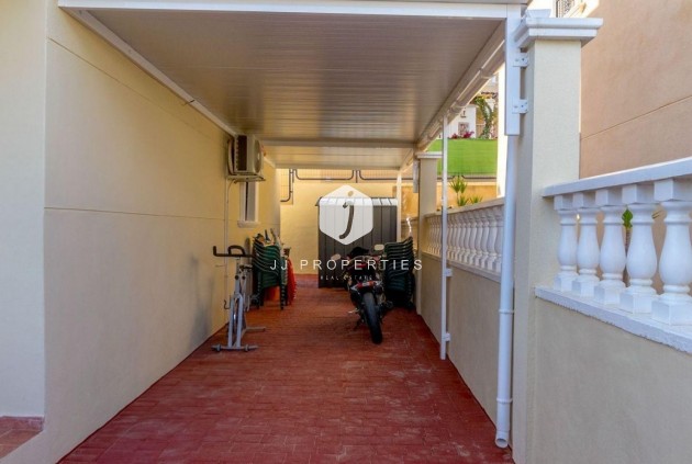 Tweedehands - Villa -
Orihuela Costa - Costa Blanca