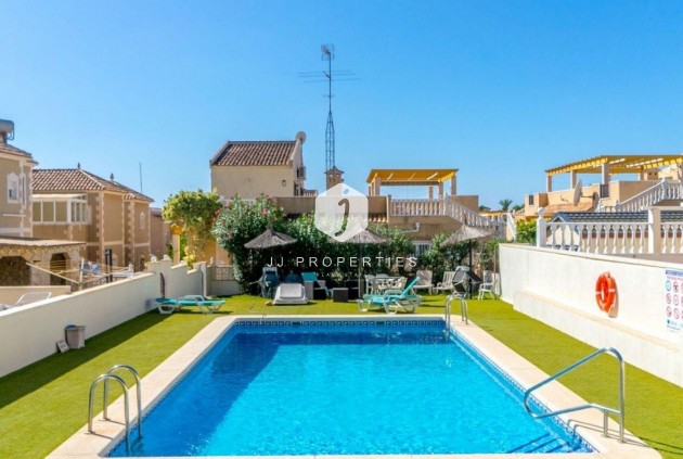 Tweedehands - Villa -
Orihuela Costa - Costa Blanca