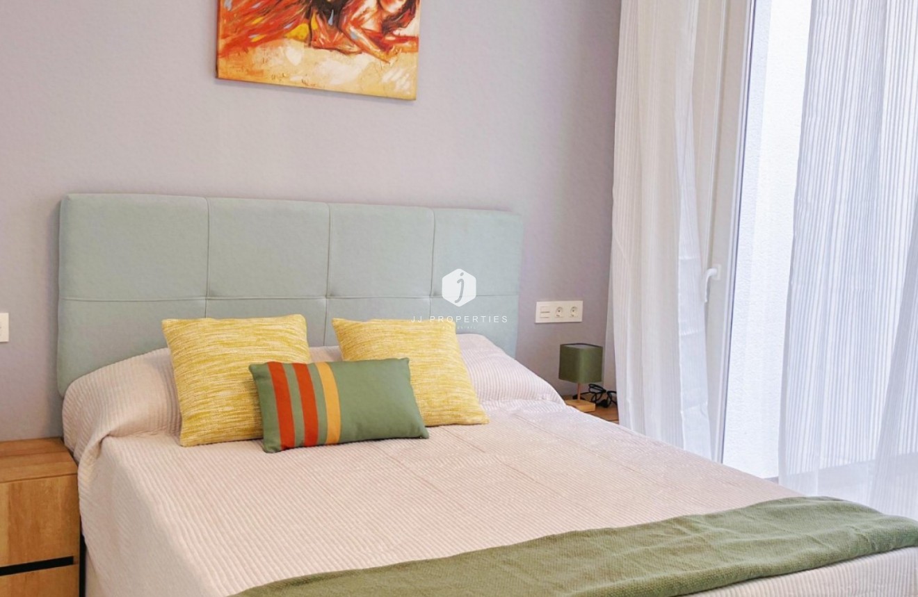 Tweedehands - Appartement / flat -
Torrevieja - Costa Blanca