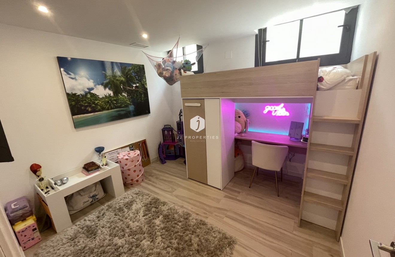 Tweedehands - Villa -
Cabo Roig - Costa Blanca