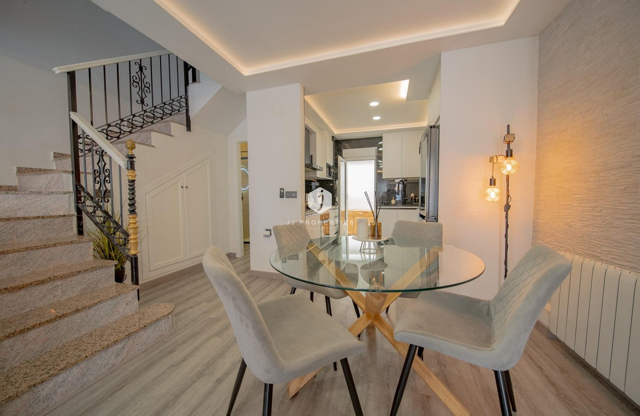 Tweedehands - Chalet -
Orihuela Costa - PAU 26